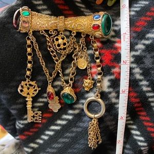 clara studio inc glass gold tone brooch